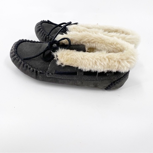✅ Minnetonka Chrissy Slipper Bootie | Color Grey SIZE 5 - Picture 5 of 9